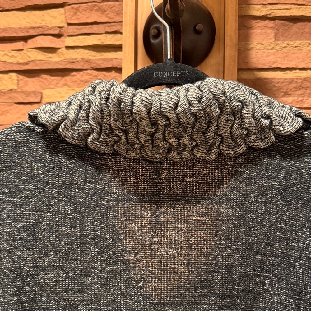 BNWT Deca Gray and Black Women's Cardigan w/Zipper - Picture 11 of 12